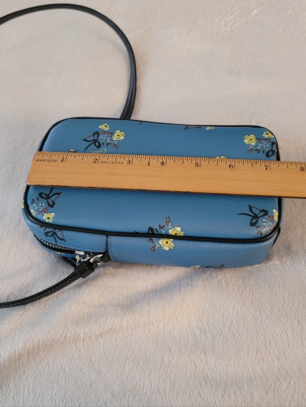 Coach Phone Crossbody - Picture 6 of 9